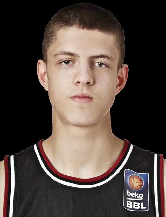 Isaiah Hartenstein