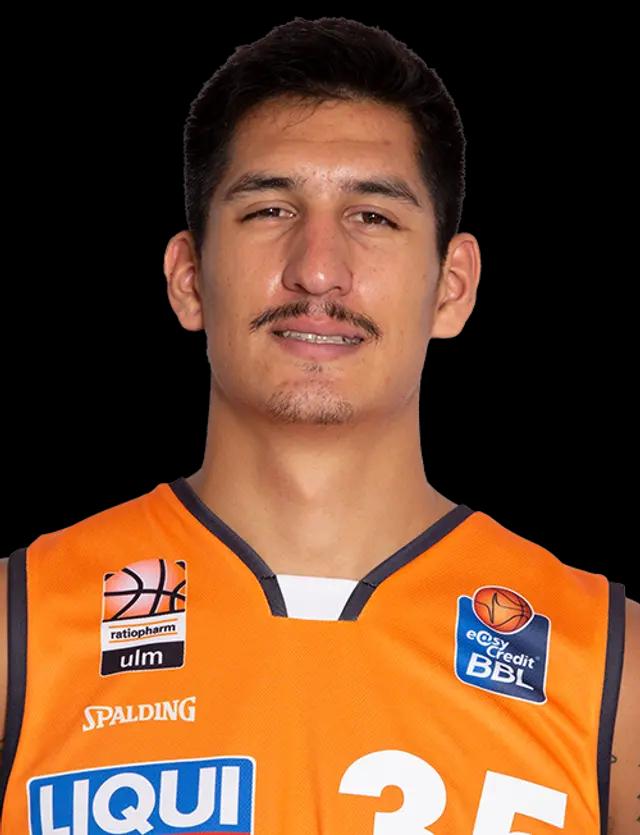 Derek Willis