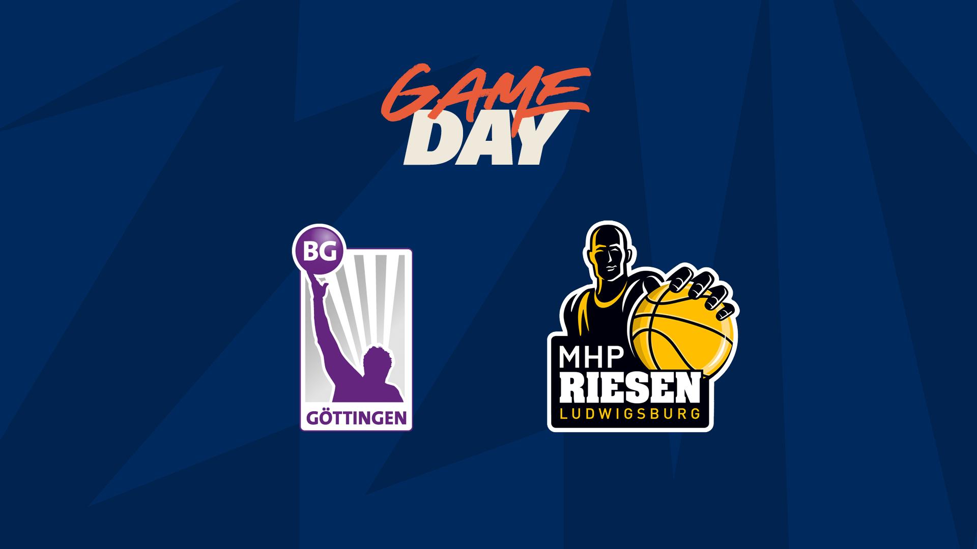 Bei den MHP RIESEN Ludwigsburg läuft es vor dem Gastspiel bei der BG Göttingen am Samstag, 16. Oktober (18 Uhr), rund. Zwar mussten die Schützlinge von Trainer John Patrick zwischenzeitlich das Aus im MagentaSport BBL Pokal verdauen, in der Liga und in der Champions League hingegen gab es wichtige Erfolge gegen ALBA BERLIN und beim ukrainischen Vertreter BC Prometey. Bei aktuell 4:2 Punkten wollen sich die Ludwigsburger im vorderen Tabellendrittel festsetzen. Göttingen feierte zuletzt einen Sieg gegen die Telekom Baskets Bonn.