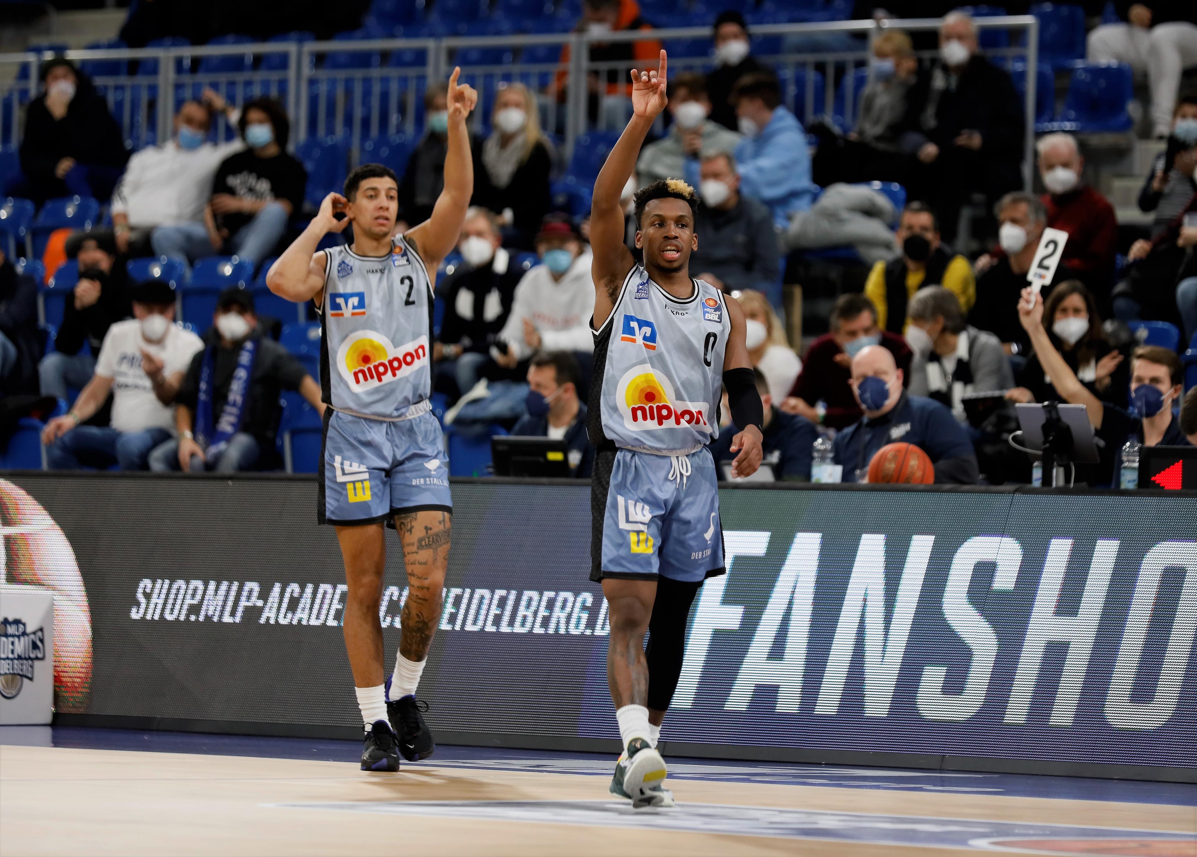 Auch die neue Europapokalwoche wird wieder von Corona beeinträchtigt. Nach der Absage des Hamburger EuroCup-Spiels gegen Lietkabelis Panevezys wegener mehrere Corona-Fälle bei den Litauern bleibt am Dienstag nur eine Begegnung mit deutscher Beteiligung übrig.