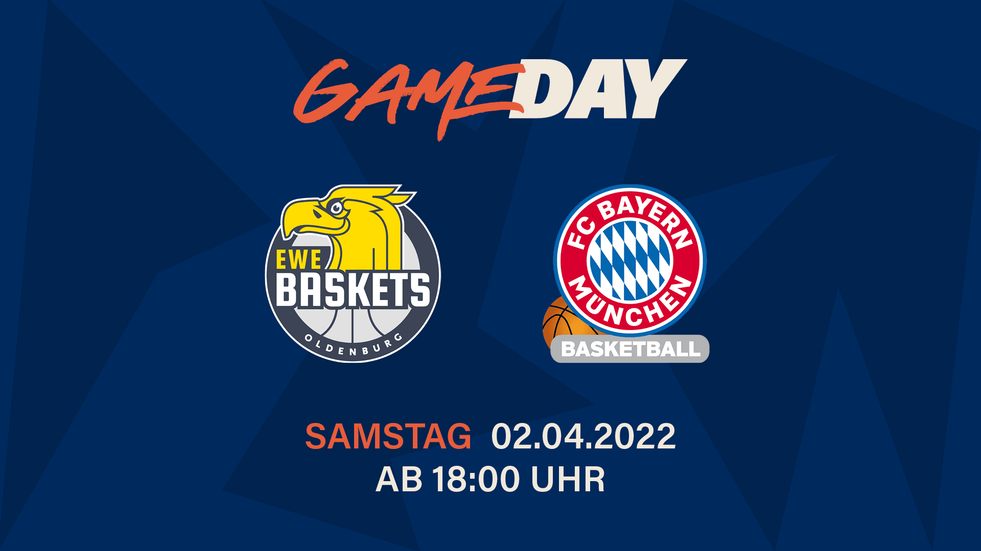Inmitten einer Fülle an Spielen geht die Reise für den FC Bayern München zu den EWE Baskets Oldenburg. Während die Münchner noch auf den ersten Tabellenplatz nach der Hauptrunde hoffen, geht es für die Niedersachsen nach wie vor einzig und alleine um den Verbleib in der easyCredit BBL. Nach zuvor vier Siegen in Folge war die Schlappe in Gießen ein Rückschlag. Gegen München muss an diesem Samstag, 2. April (18 Uhr), alles passen, um die Chance auf einen Erfolg zu haben.