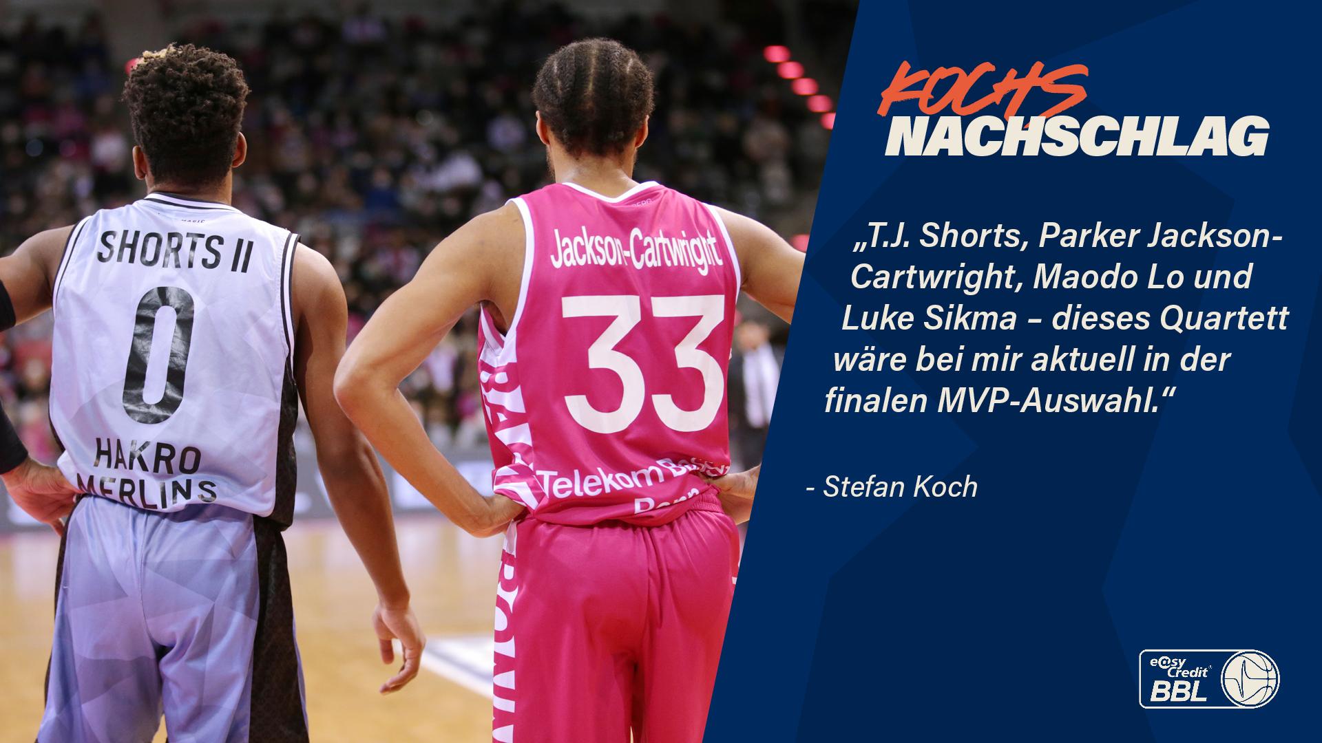 So viel vorweg: Ich kann euch nicht die eine wahre Antwort liefern, möchte mich aber dem komplexen Thema des Most Valuable Players (MVP) von unterschiedlichen Seiten nähern. Ich beginne mit einer These, die bei meinen Kollegen schon in der Vergangenheit auf wenig Gegenliebe gestoßen ist: Journalisten sollten nicht wählen (dürfen)! Aus meiner Sicht sollte dies ausschließlich den Coaches vorbehalten sein. Als Kommentator und schreibender Berichterstatter bewerte ich das Spiel anders als ein Trainer. Natürlich versuche ich auch zu analysieren, aber es geht um Beobachtungen und Einschätzungen, die dem Zuschauer und Leser weiterhelfen sollen. Allein schon deshalb verfüge ich nicht über den richtigen Blickwinkel, um an der Abstimmung teilzunehmen, auch wenn ich häufig höre, dass ich als ehemaliger Coach dies unbedingt tun sollte. Anstelle von uns Journalisten sollten lieber noch die Assistenz-Trainer abstimmen dürfen. Diese Experten sehen die meisten Spiele von uns allen, verfügen über hohes Fachwissen und beobachten unter den für eine Bewertung relevanten Aspekten.