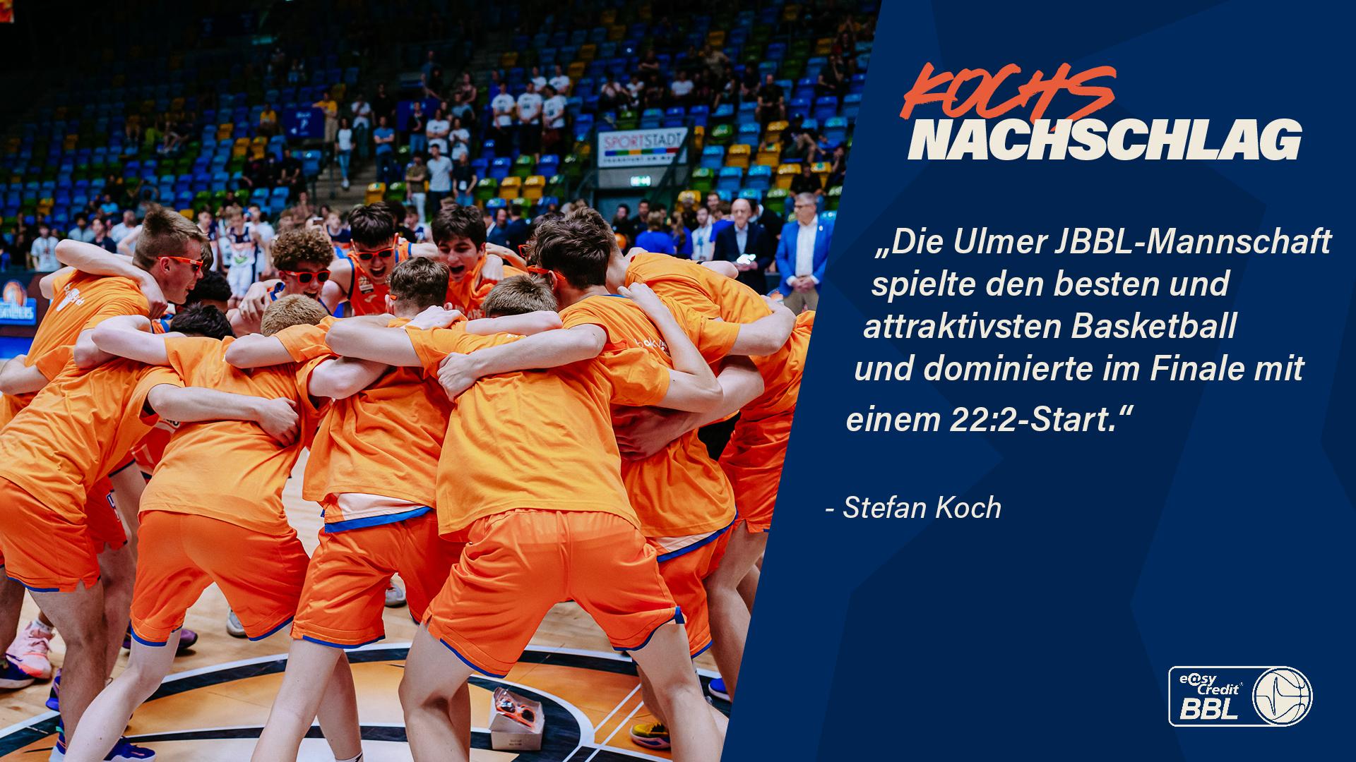 Es war ein großes Stelldichein beim Top Four der NBBL und JBBL am Wochenende in der Ballsporthalle in Frankfurt. Neben den Funktionsträgern aus Verband und Liga wurde jede Menge weitere Basketball-Prominenz gesichtet, stellvertretend seien hier Jaka Lakovic, Thorsten Leibenath, Thomas Stoll, Chris Ensminger, Himar Ojeda, Henning Harnisch, Carlos Frade, Sebastian Machowski, Mladen Drijencic, Luc van Slooten, Steven Key, Alex King, Steffen Hamann, David McCray und Marco Völler genannt. Einerseits ist dieses Namedropping ein Beleg für eine große Neugier, nachdem diese Veranstaltung aufgrund der Pandemie zwei Jahre lang nicht stattfinden konnte, andererseits ist es aber auch ein Indikator für das gewachsene Interesse am deutschen Jugendbasketball, der sich mit seiner Qualität nicht verstecken muss.