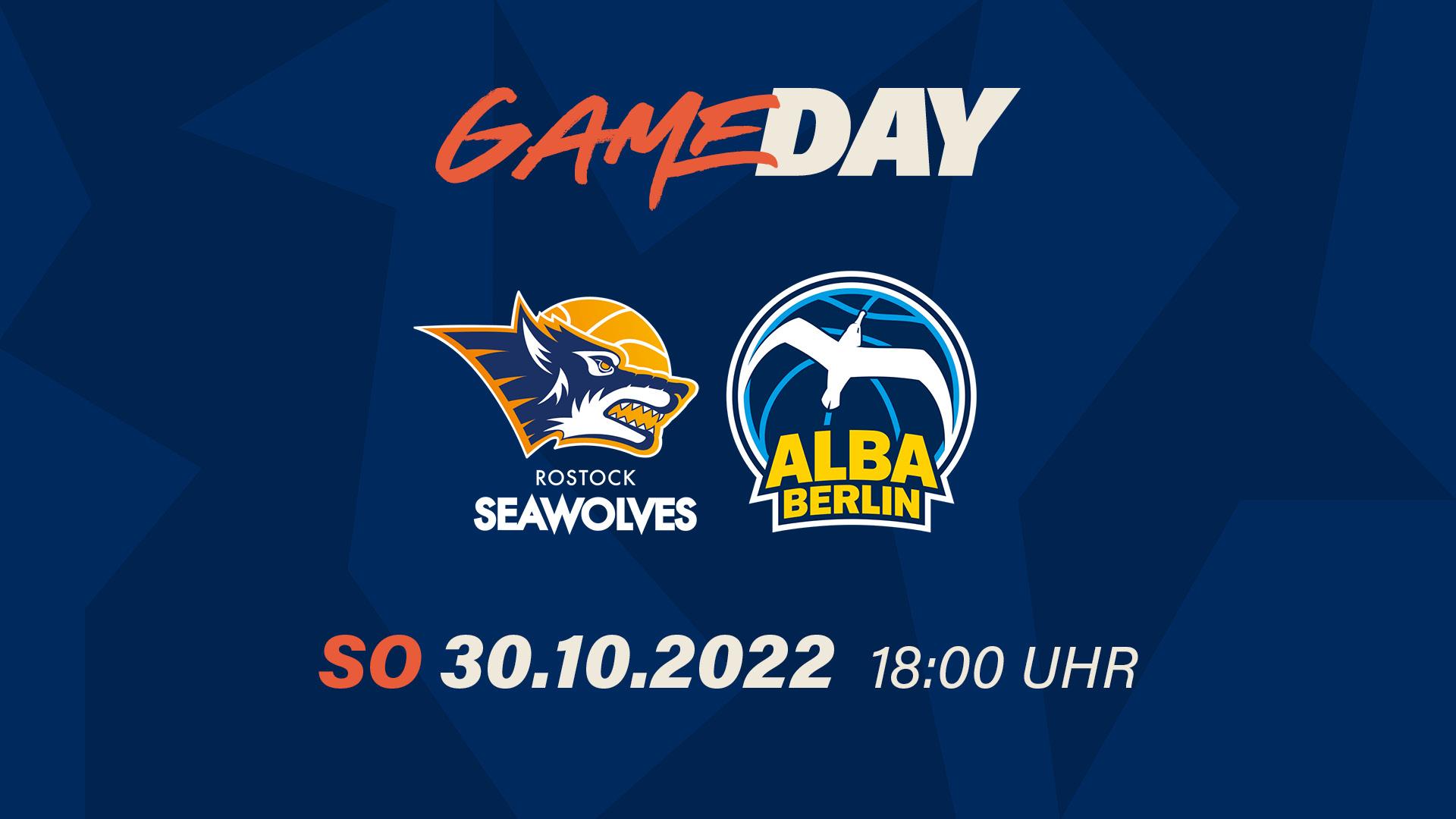Es weht nicht nur ein Hauch Euphorie, sondern ein ganzer Windstoß Euphorie an der Ostsee. Da steigen die ROSTOCK SEAWOLVES zum ersten Mal in die deutsche Beletage auf, erweisen sich als Comeback- und Crunchtime-Könige, entscheiden alle bisherigen vier Partien für sich, stehen am vierten Spieltag an der Tabellenspitze – und empfangen nun zum Spitzenspiel den ebenfalls noch ungeschlagenen Meister ALBA BERLIN. Nur ein Punkt trennt die beiden Teams in der Tabelle.