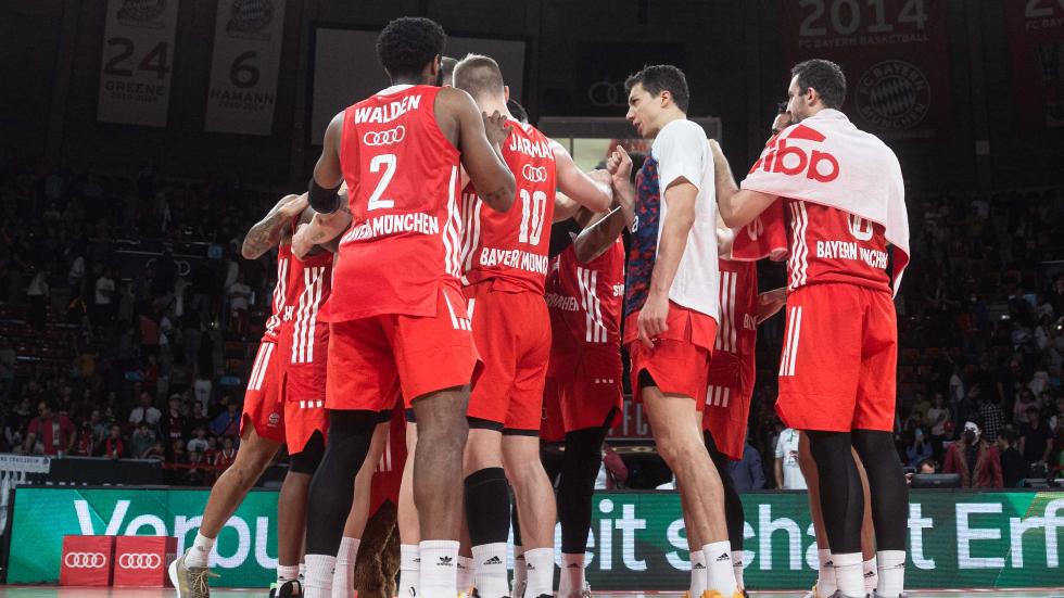 Der Spielplan der Turkish Airlines EuroLeague schickt den Münchener Bayern in dieser Saison gleich zu Anfang die heißesten Titelkandiaten in den Audi Dome. Nach Fenerbahce am ersten, Barcelona am dritten und Mailand am vierten Spieltag kommt am Donnerstag der Titelverteidiger Anadolu Efes an die Isar.
