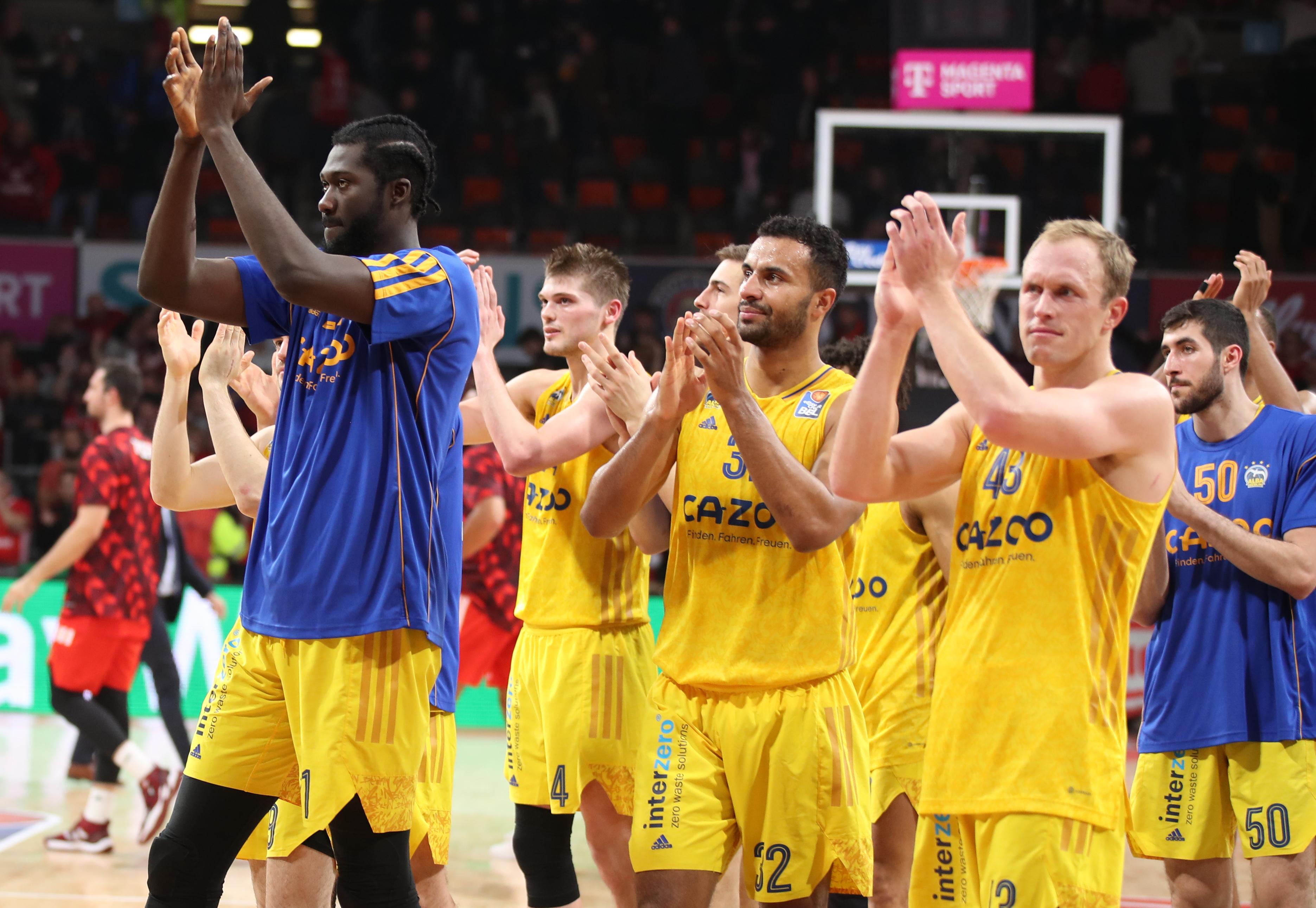 MagentaSport, das alle EuroLeague-Spiele live überträgt, macht in jeder Woche ein Spiel auch für Nicht-Abonnenten kostenlos sichtbar. Am Donnerstag ist dies das Gastspiel von ALBA BERLIN bei Maccabi Tel Aviv.