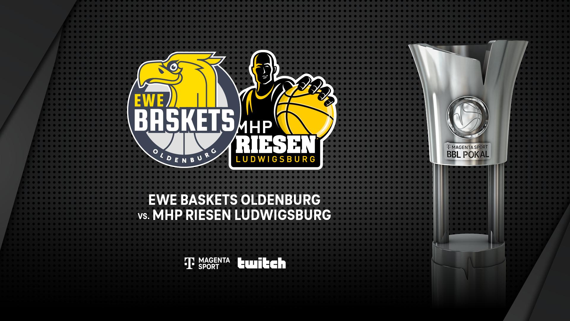 Wenn sich die EWE Baskets Oldenburg und die MHP RIESEN Ludwigsburg am Samstagnachmittag im ersten Halbfinale des TOP FOUR gegenüberstehen, steigt eine Premiere. Denn in den bisherigen 42 Duellen beider Clubs seit der Saison 1987/88 kam es jeweils nur in der Hauptrunde zu einem Aufeinandertreffen, weder in den Playoffs noch im Pokal standen sich die Teams bislang gegenüber. Als Ausrichter des MagentaSport BBL Pokals haben die Donnervögel den Rückwind der heimischen Fans. Derweil nehmen die RIESEN die Rolle des Außenseiters ein: Denn von den vier Halbfinalisten haben nur die Ludwigsburger noch keinen Pokaltitel im Vitrinenschrank stehen.