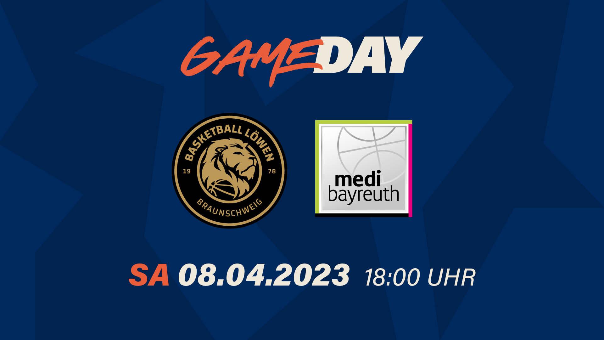 Die Hoffnungen auf den Klassenerhalt haben beim Tabellenletzten medi bayreuth unter der Woche einen herben Dämpfer bekommen: In einem Nachholspiel des 22. Spieltags verloren die Wagnerstädter nach zuvor zwei Siegen in Folge (gegen Oldenburg und Weißenfels) bei den ebenfalls abstiegsgefährdeten HAKRO Crailsheim Merlins mit 73:78. Bayreuth ist vier Punkte vom rettenden Ufer entfernt, Crailsheim dürfte sich mit dem zehnten Saisonsieg der gröbsten Abstiegssorgen entledigt haben. Umso größere Bedeutung kommt für die Bayreuther die nächste Partie beim direkten Tabellennachbarn Basketball Löwen Braunschweig zu. Braunschweig (26 Spiele, sieben Siege, 19 Niederlagen), die FRAPORT SKYLINERS (26/6 /20) und Bayreuth (26/5/19) könnten die zwei Absteiger unter sich ausmachen, denn der Viertletzte SYNTAINICS MBC hat bereits neun Siege auf der Habenseite. Die Braunschweiger müssen bekanntlich im Saisonendspurt auf Point Guard Braydon Hobbs verzichten, sein Ende März verpflichteter Ersatz R. J. Cole hatte bei seinem ersten Einsatz für die Löwen in Crailsheim ein unauffälliges Debüt (knapp 13 Minuten Spielzeit, vier Punkte). Theoretisch ist noch vieles möglich, aber gefühlt wäre ein Sieg in Braunschweig schon die letzte Chance für die Oberfranken, noch einmal um den Klassenerhalt mitreden zu können. Selbstredend ist auch der direkte Vergleich in diesem Spiel von großer Bedeutung. Braunschweig gewann das Hinspiel in Bayreuth am siebten Spieltag 77:76.