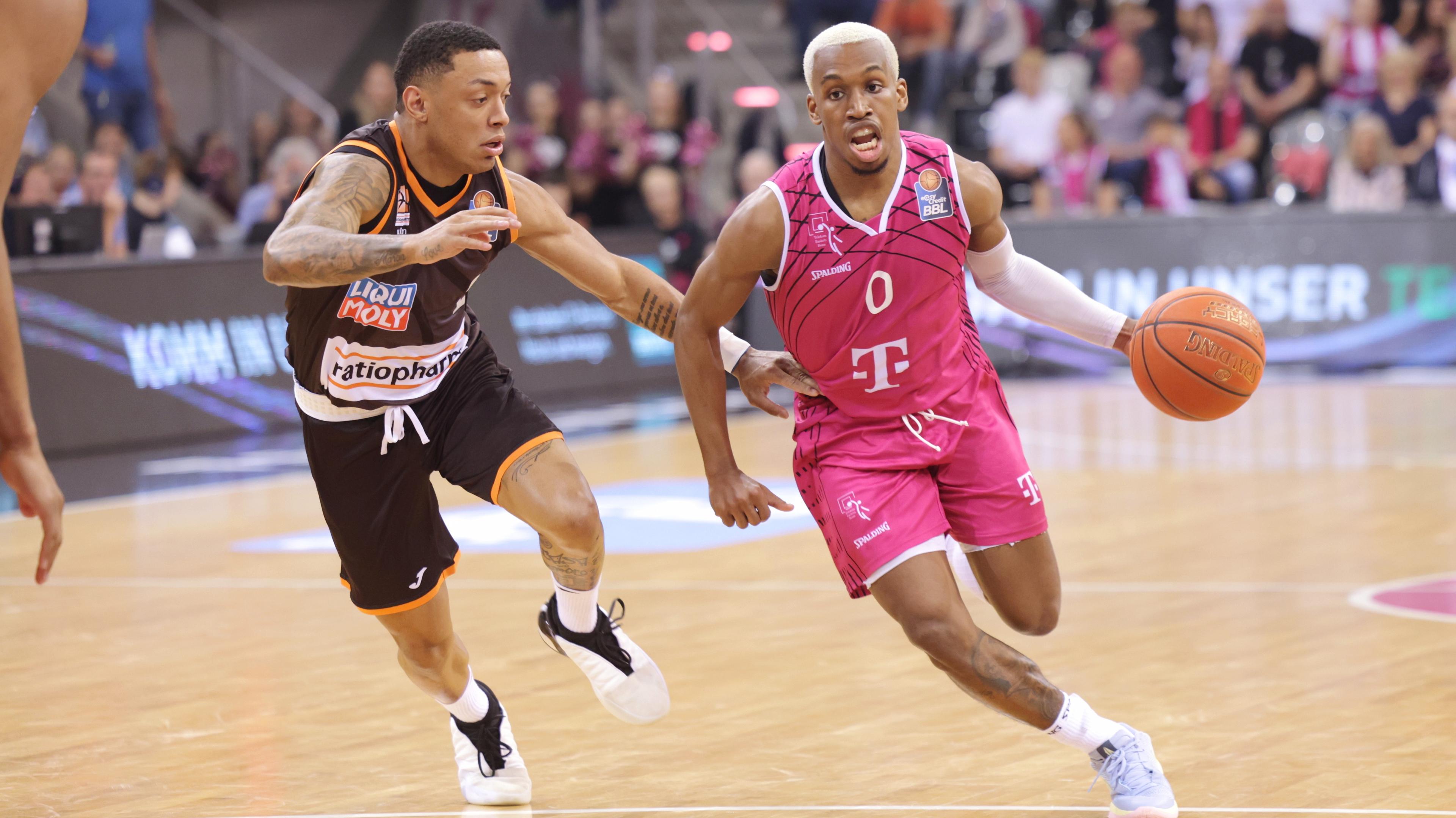 Die Finalserie der Telekom Baskets Bonn gegen ratiopharm ulm ist eine besondere, zum einen, weil bis jetzt  in der 56-jährigen Geschichte der Bundesliga erst drei Mal gleich zwei Teams im Finale standen, die noch nie Meister waren, zum anderen, weil Bonn und Ulm zusammen schon acht Mal im Finale standen, aber immer verloren. Ein Blick zurück: