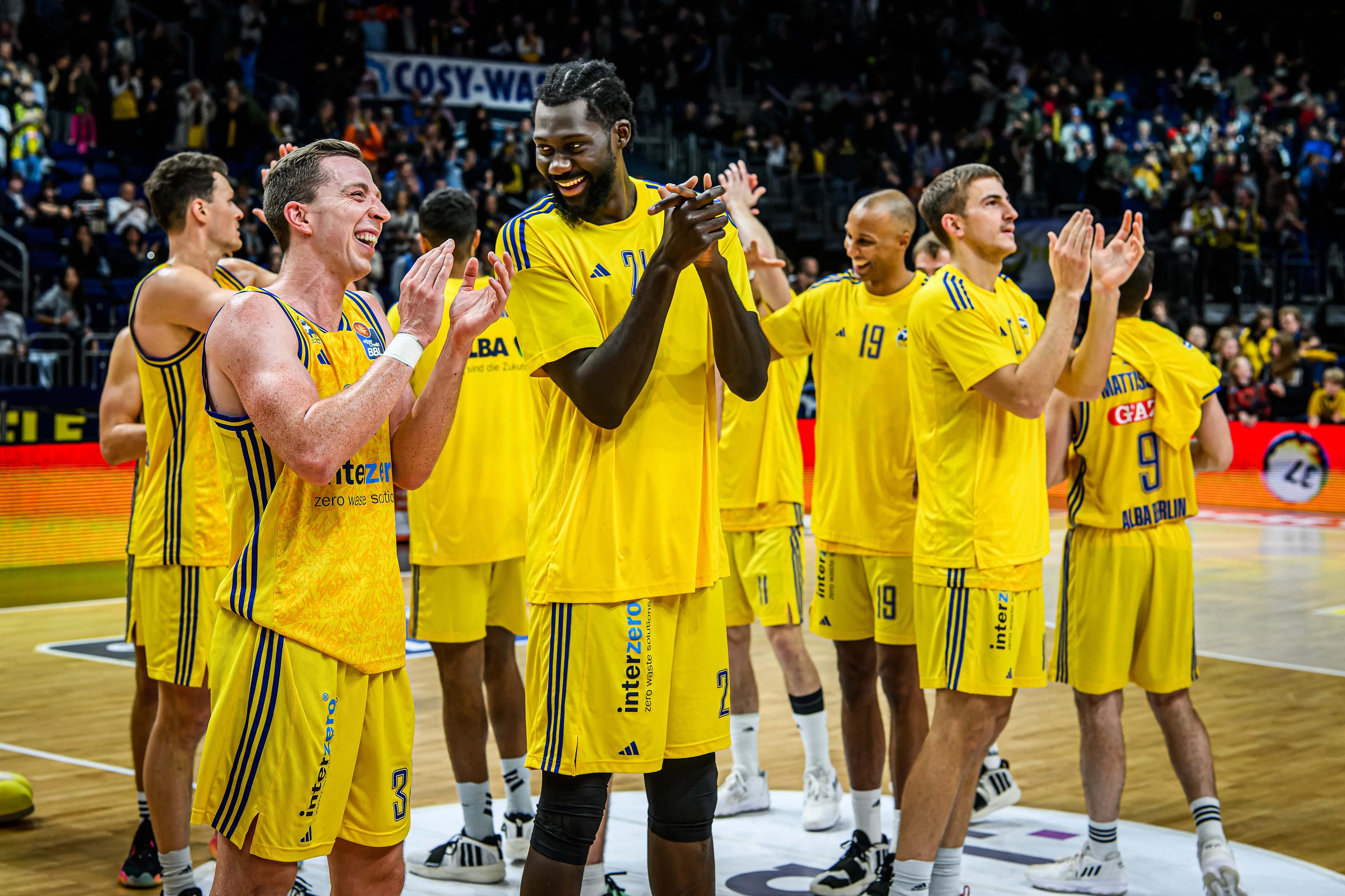 Zwei Tage vor Weihnachten müssen ALBA BERLIN und Bayern München noch einmal – zu ihrem Vorteil in eigener Halle - in der Turkish Airlines EuroLeague ran: