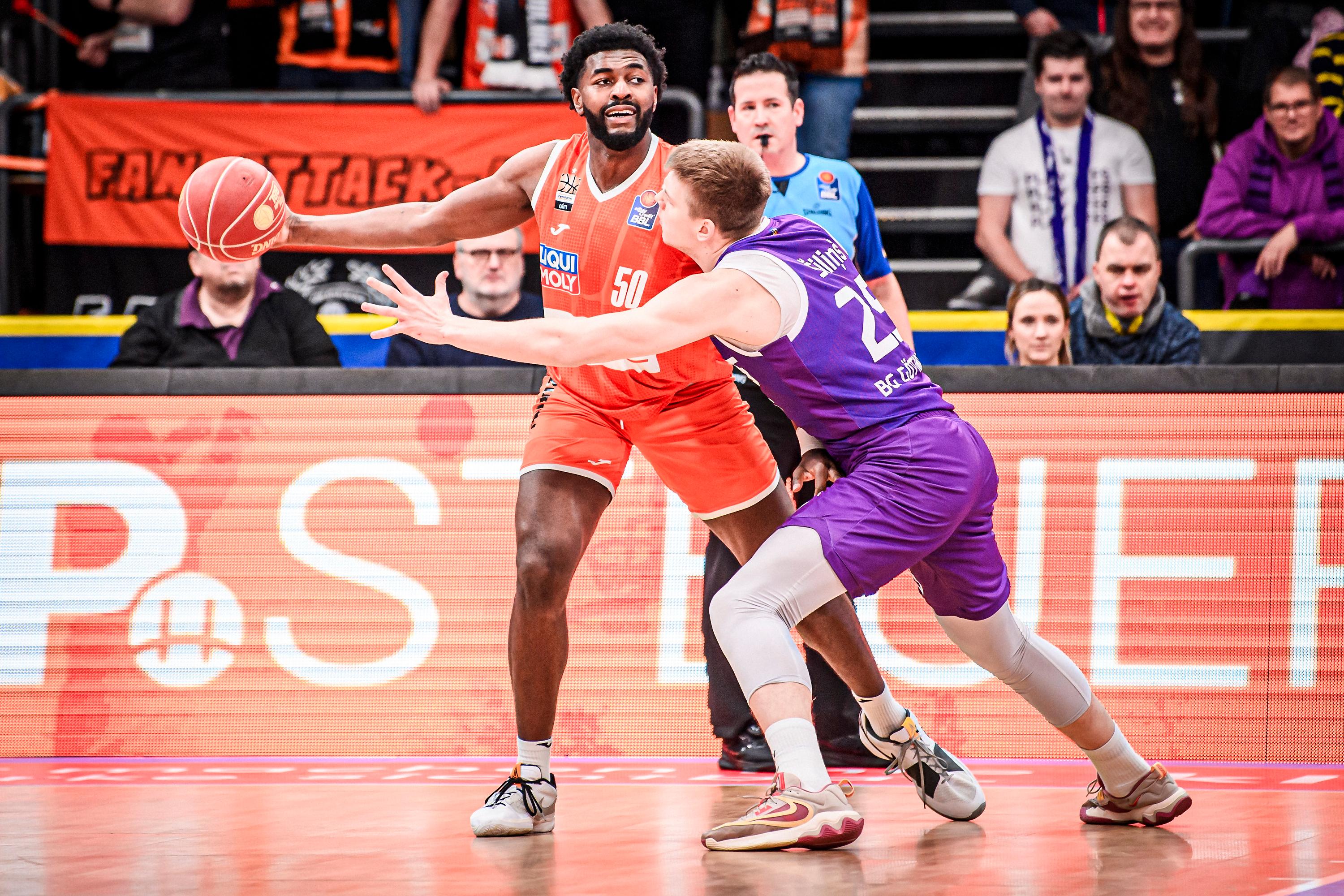 Im BKT EuroCup und im FIBA Europe Cup bestreiten ratiopharm ulm und die BG Göttingen am Mittwoch die vorletzten Spiele der Punktrunde.
