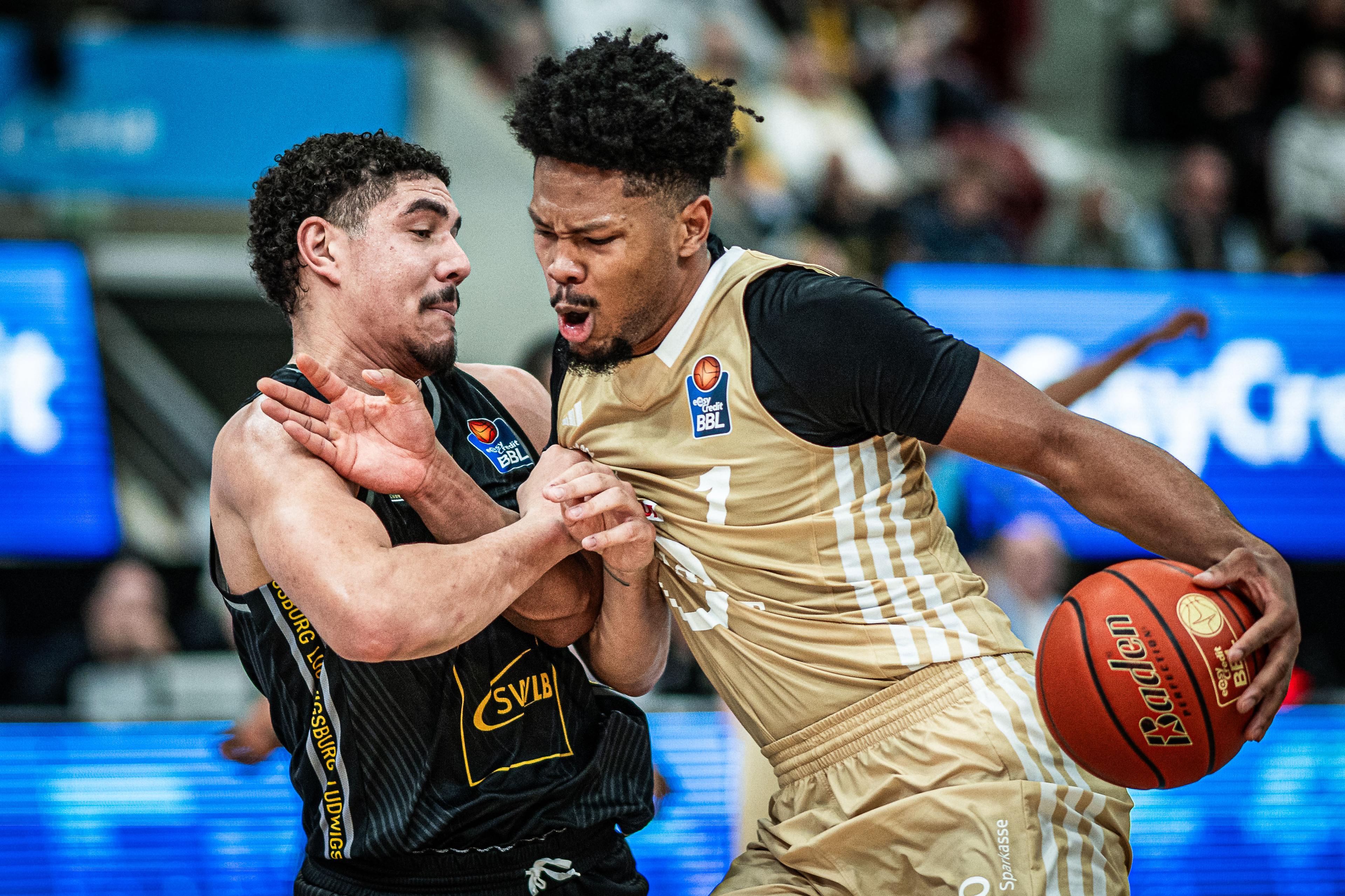 Die MHP RIESEN Ludwigsburg und RASTA Vechta, die sich am Samstag noch in der easyCredit BBL ein dramatisches und am Ende verrücktes Duell lieferten, eröffnen am Dienstag die neue Europapokalwoche.