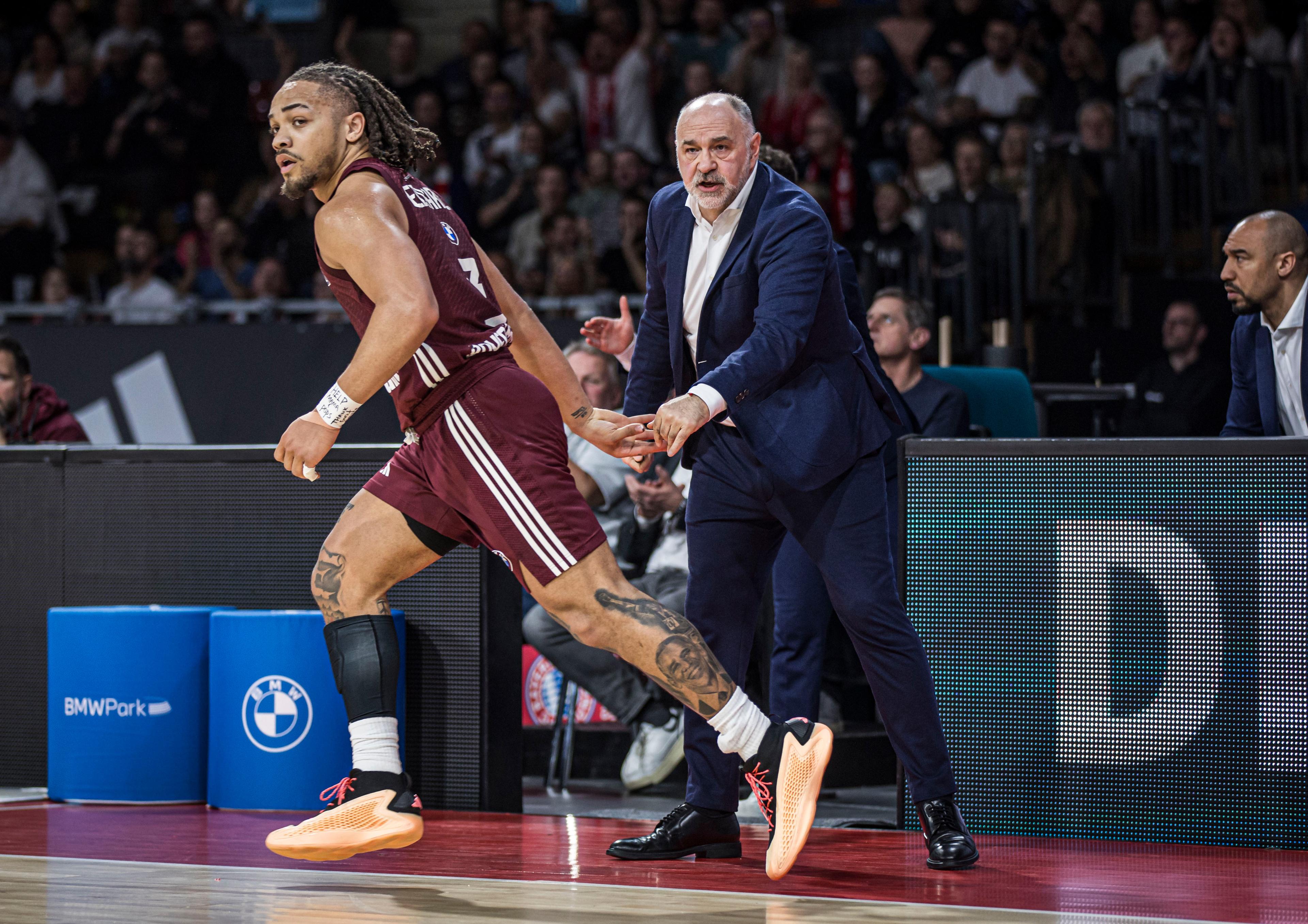 Am Donnerstag erwarten die in ihrer neuen EuroLeague-Heimstätte SAP Garden noch ungeschlagenen Münchener im zweiten Teil des Doppelspieltags Baskonia Vitoria.
