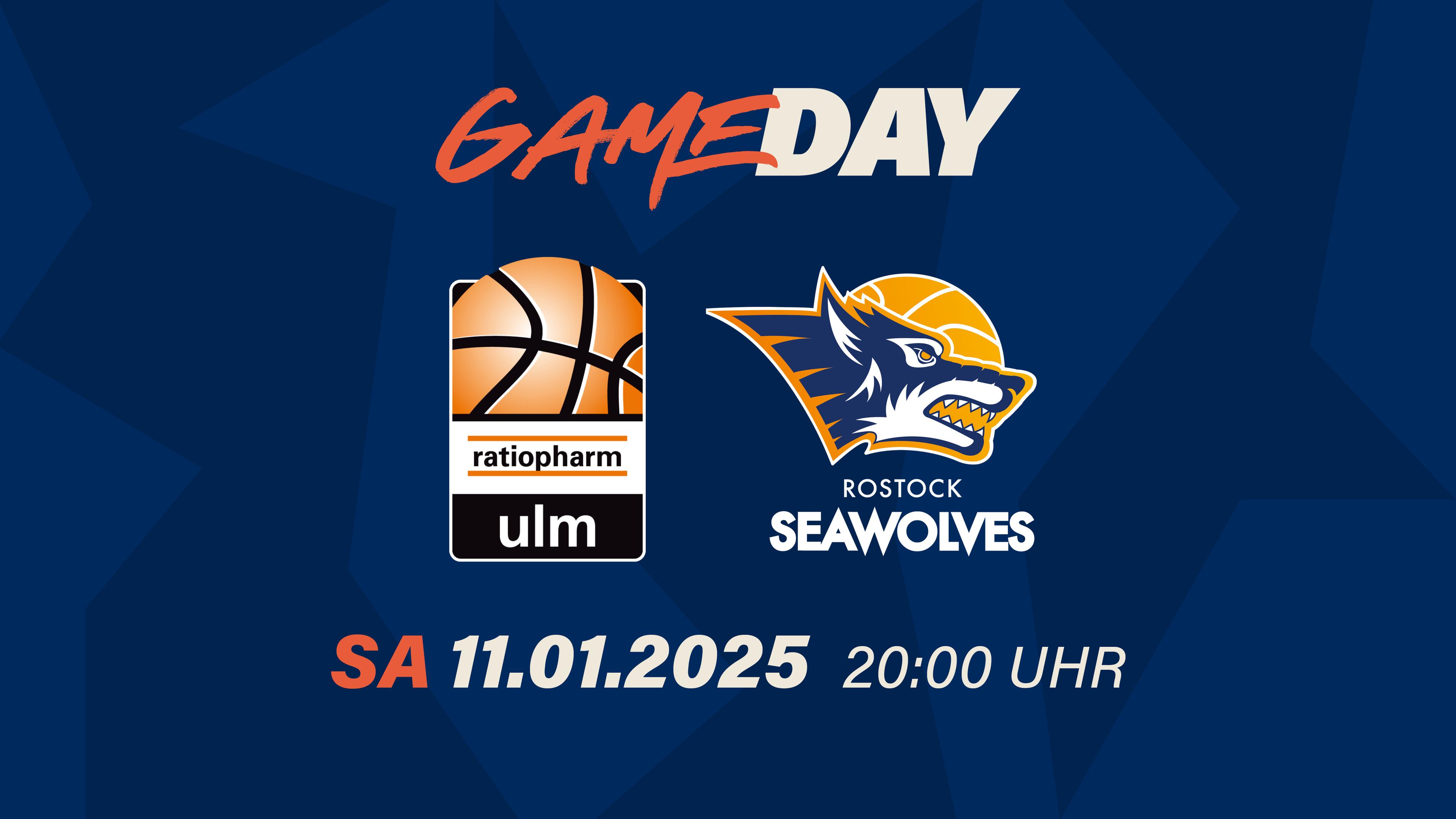 Die besondere Brisanz beim Auswärtsspiel gegen ratiopharm ulm liegt bei den ROSTOCK SEAWOLVES in der Reise an sich: Denn die 816 Kilometer, die die Rostocker von der Ulmer Heimspielstätte trennen, bedeuten für Rostock die längste Auswärtsfahrt der Saison, mehr noch: Kein Team der Liga hat eine weitere Anreise zu bewältigen (das wird für Ulm natürlich auch im Rückspiel zutreffen). Was für ein Gradmesser das Gastspiel in Ulm für die Rostocker derweil ist? Gegen sieben der acht Teams, die vor ihnen in der Tabelle liegen, haben die neuntplatzierten Seewölfe allesamt verloren (in Braunschweig, gegen München, in Heidelberg, gegen Bonn, gegen Chemnitz, gegen Würzburg, in Ludwigsburg). Nun geht es für das Team von Headcoach Przemyslaw Frasunkiewicz also gegen das noch verbliebene Team aus Ulm. Stoppen die Rostocker diesen Trend?