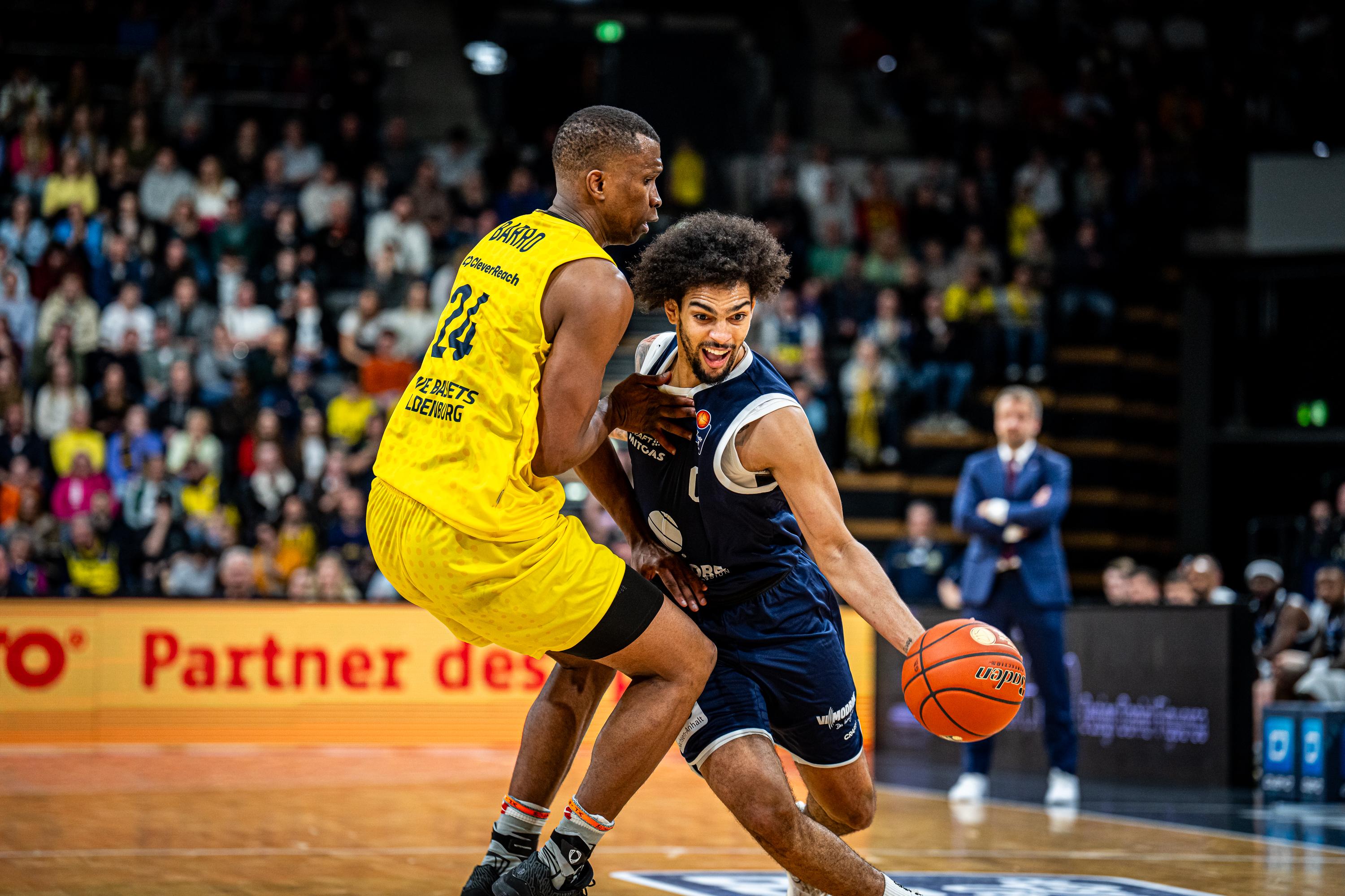 The week was highlighted by Michael Devoe scoring 32 points in Weißenfels’ history-making win over EWE Baskets Oldenburg. Also this week, MHP RIESEN Ludwigsburg put together a miracle comeback in their first game with Lars Masell as head coach after the firing of John Patrick, and FC Bayern Munich had 73 of their 81 points scored by German players.