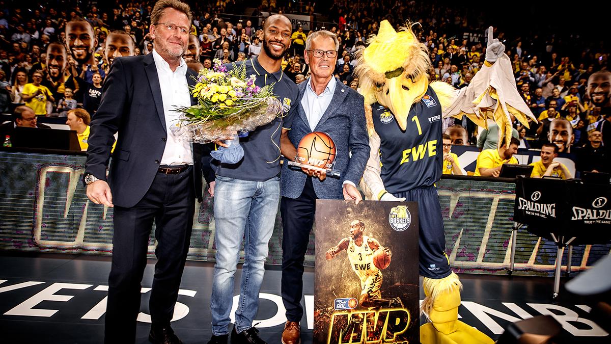 US-Point-Guard der EWE Baskets Oldenburg mit deutlichem Abstand auf Platz eins / Will Cummings verweist T.J. Bray (RASTA Vechta) und John Bryant (GIESSEN 46ers) auf die Plätze zwei und drei / „Eine Bereicherung für die Liga“